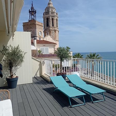 Atico Con Fantasticas Vistas Al Mar Y La Iglesia Apartment Sitges Exterior photo